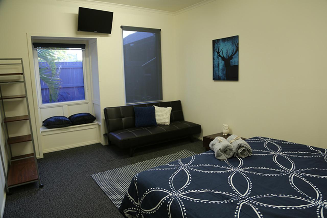 Bluetongue Backpackers Hostel บริสเบน ภายนอก รูปภาพ